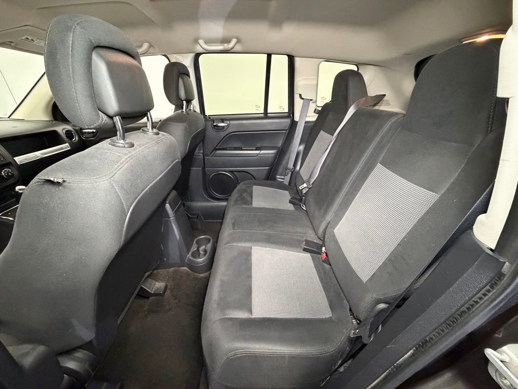 Used 2016 Jeep Compass Sport w/ Power Value Group image 5