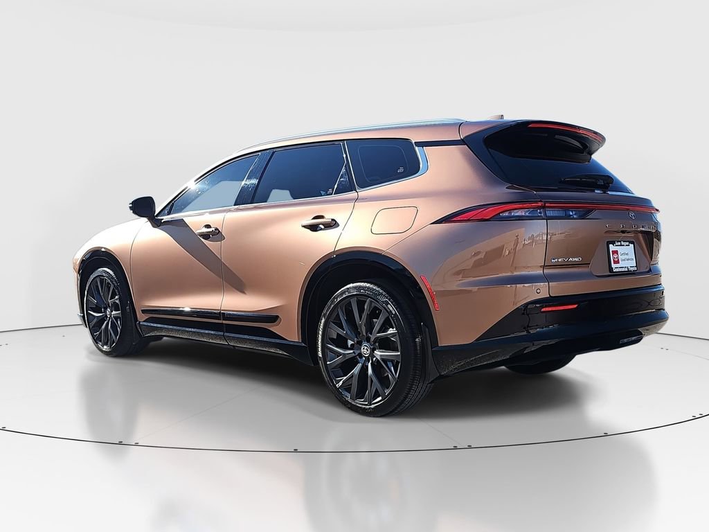 Certified 2025 Toyota Crown Signia image 7