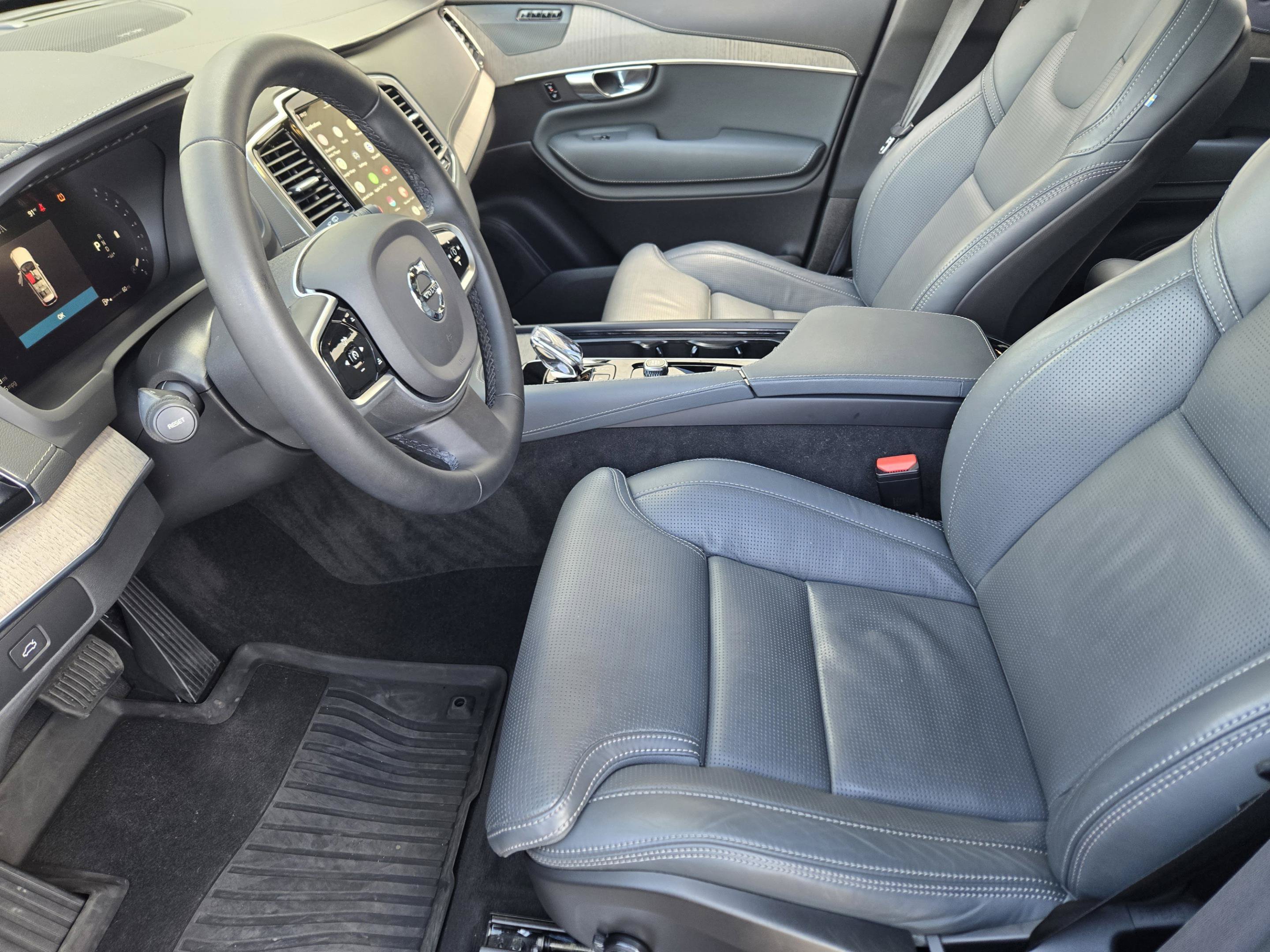 Used 2023 Volvo XC90 B6 Ultimate w/ Protection Package Premier AWD/4WD image 11