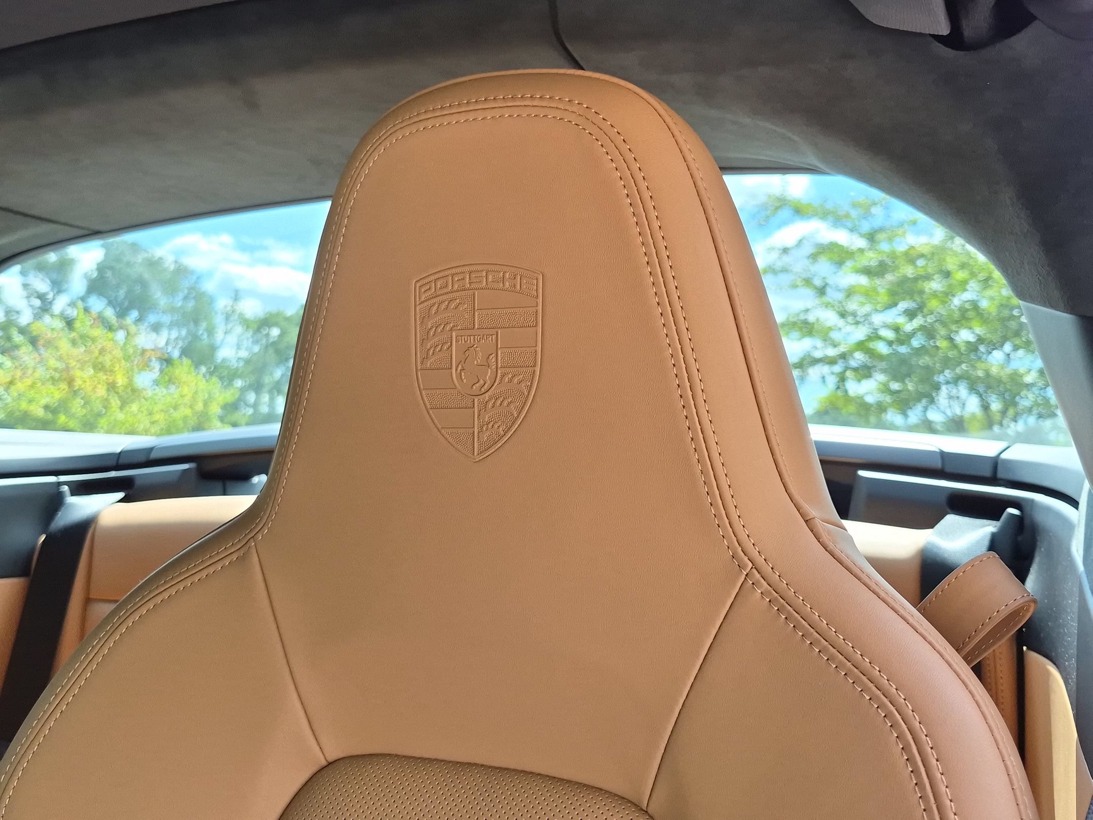 Certified 2024 Porsche 911 Targa 4 GTS AWD/4WD image 6