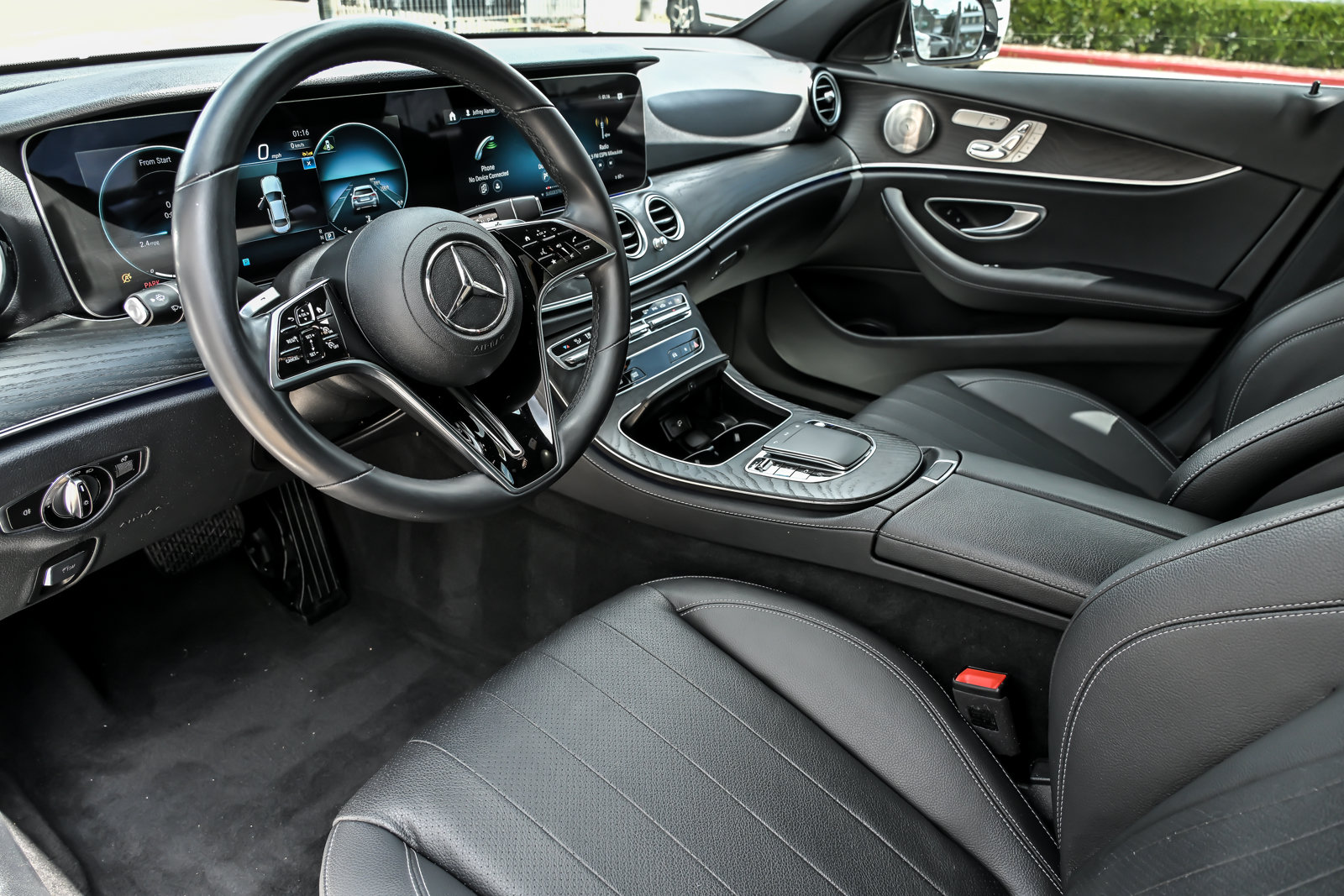 Used 2023 Mercedes-Benz E 350 4MATIC Sedan image 20