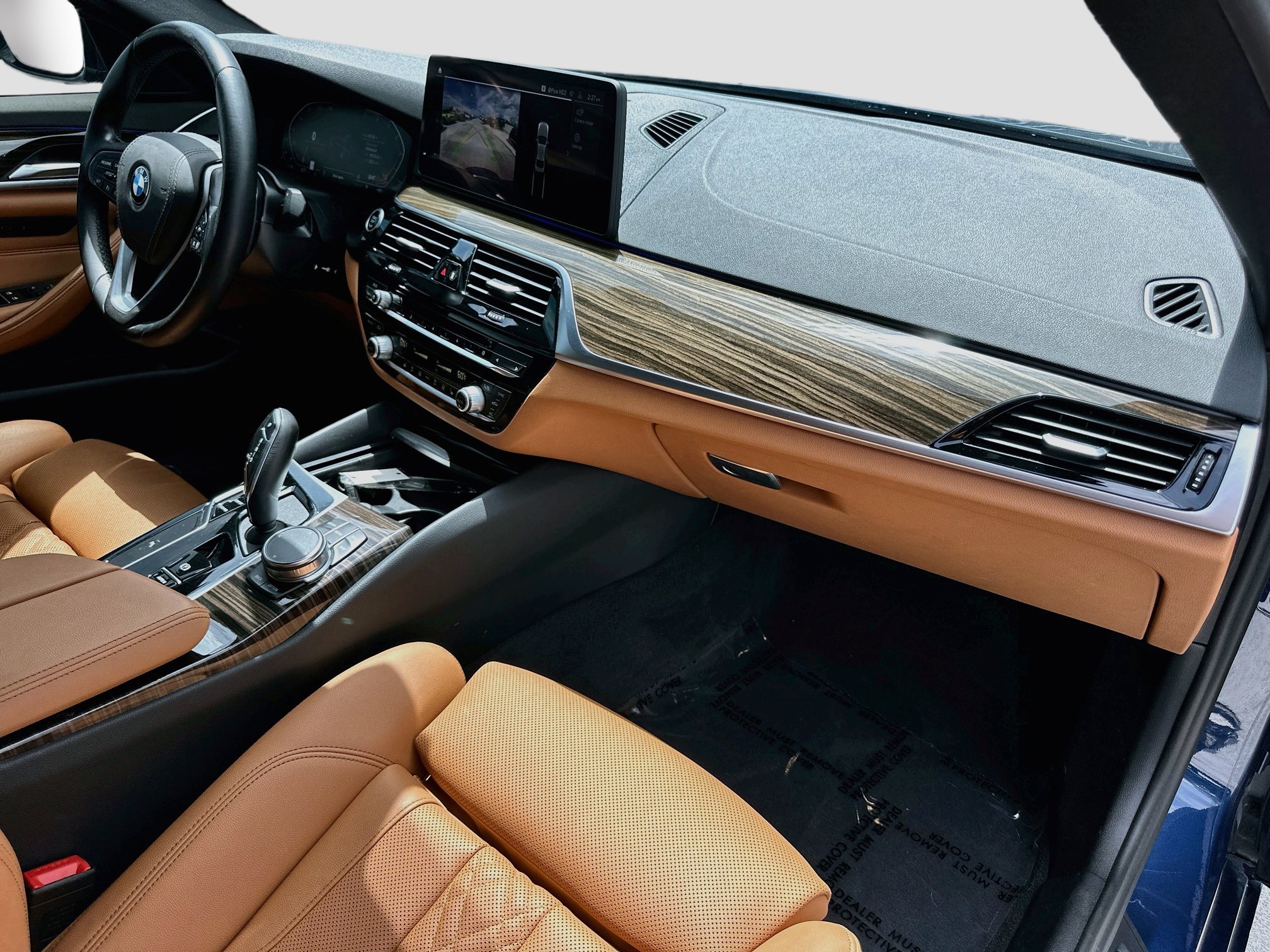 Used 2023 BMW 530i w/ Convenience Package RWD image 30