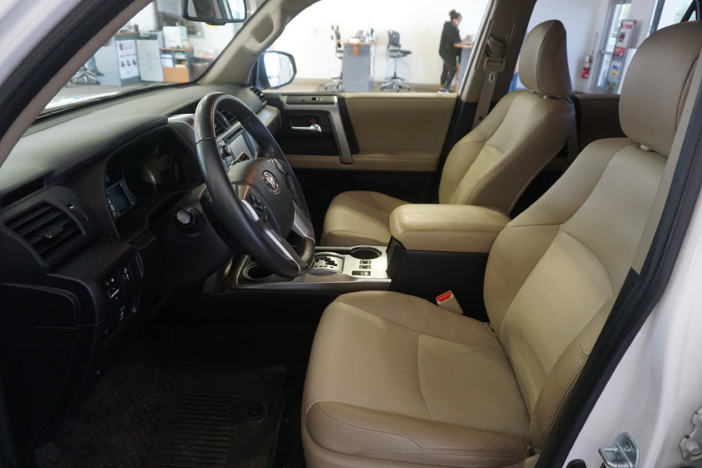 Used 2017 Toyota 4Runner SR5 Premium AWD/4WD image 20