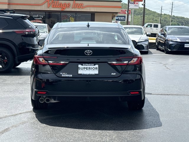 Used 2026 Toyota Camry SE w/ Convenience Package FWD image 4