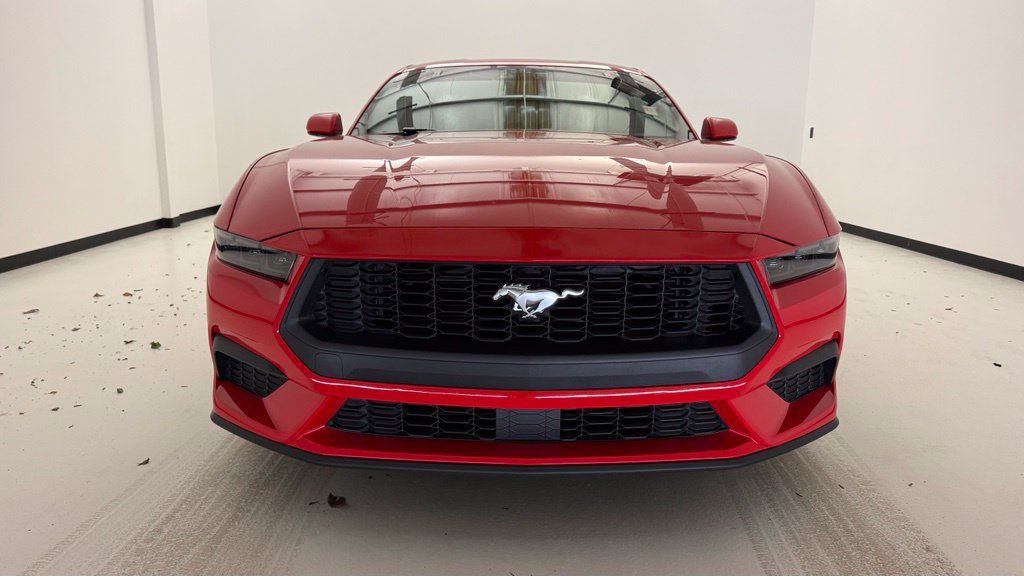 Used 2026 Ford Mustang Coupe RWD image 12