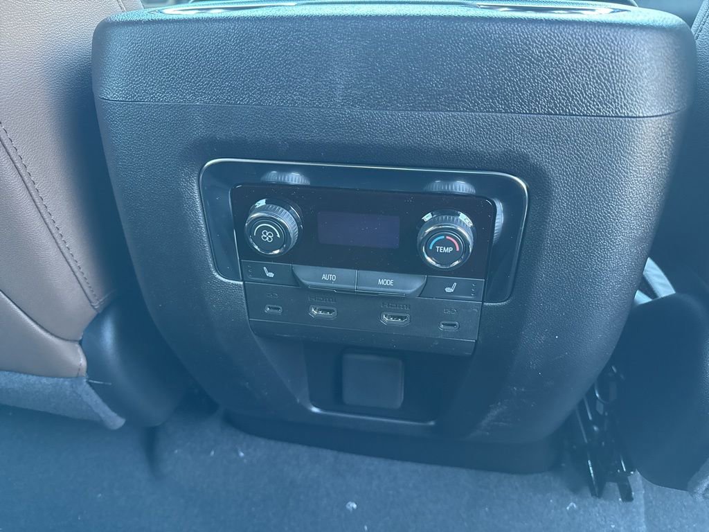 New 2026 Chevrolet Tahoe High Country image 19