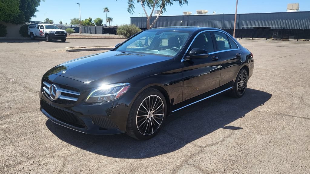 Used 2019 Mercedes-Benz C 300 Sedan image 4