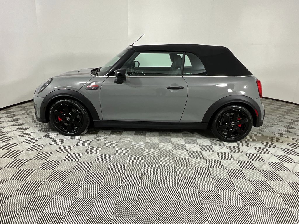 Used 2023 MINI Cooper S image 2