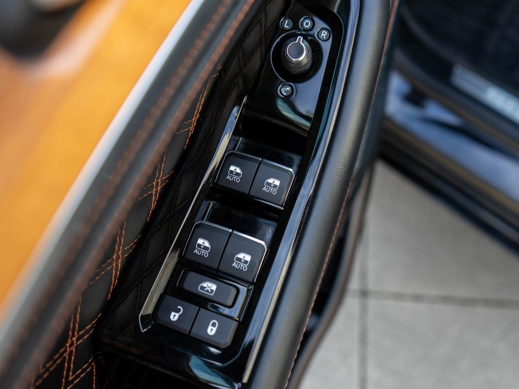 Used 2021 Jeep Grand Cherokee L Summit image 20