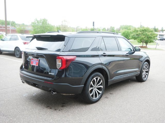 Certified 2022 Ford Explorer ST-Line w/ Class IV Trailer Tow Package AWD/4WD image 5