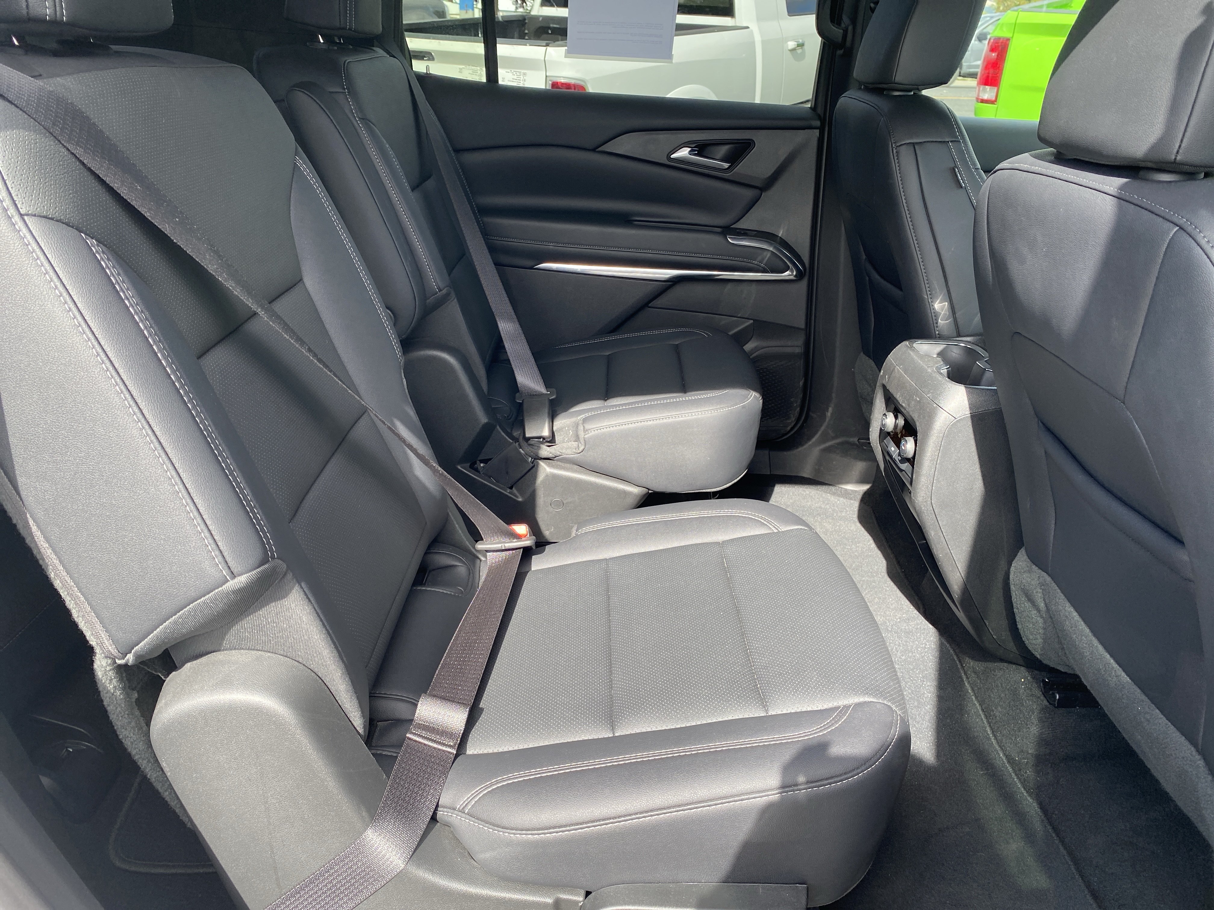 Used 2026 Chevrolet Traverse LT AWD/4WD image 28