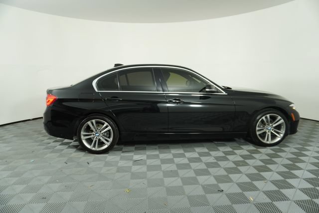 Used 2018 BMW 330i Sedan RWD image 8