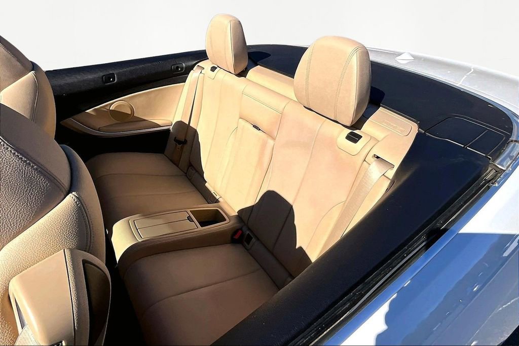 Used 2017 BMW 430i Convertible image 15