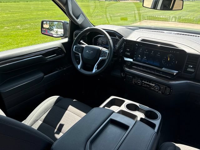 Used 2024 Chevrolet Silverado 1500 RST AWD/4WD image 25