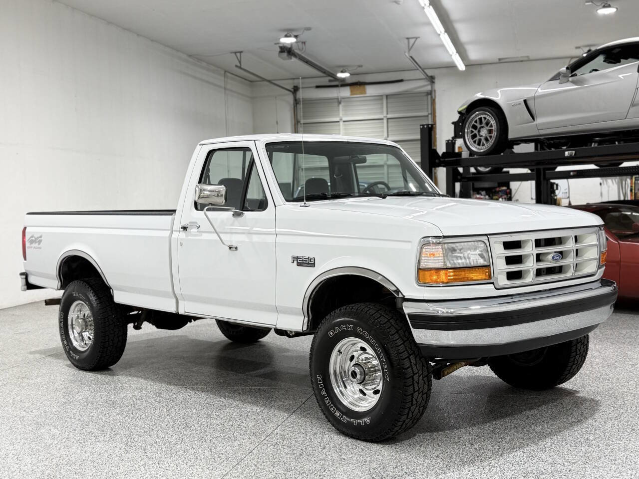 Used 1993 Ford F250 4x4 Regular Cab image 1