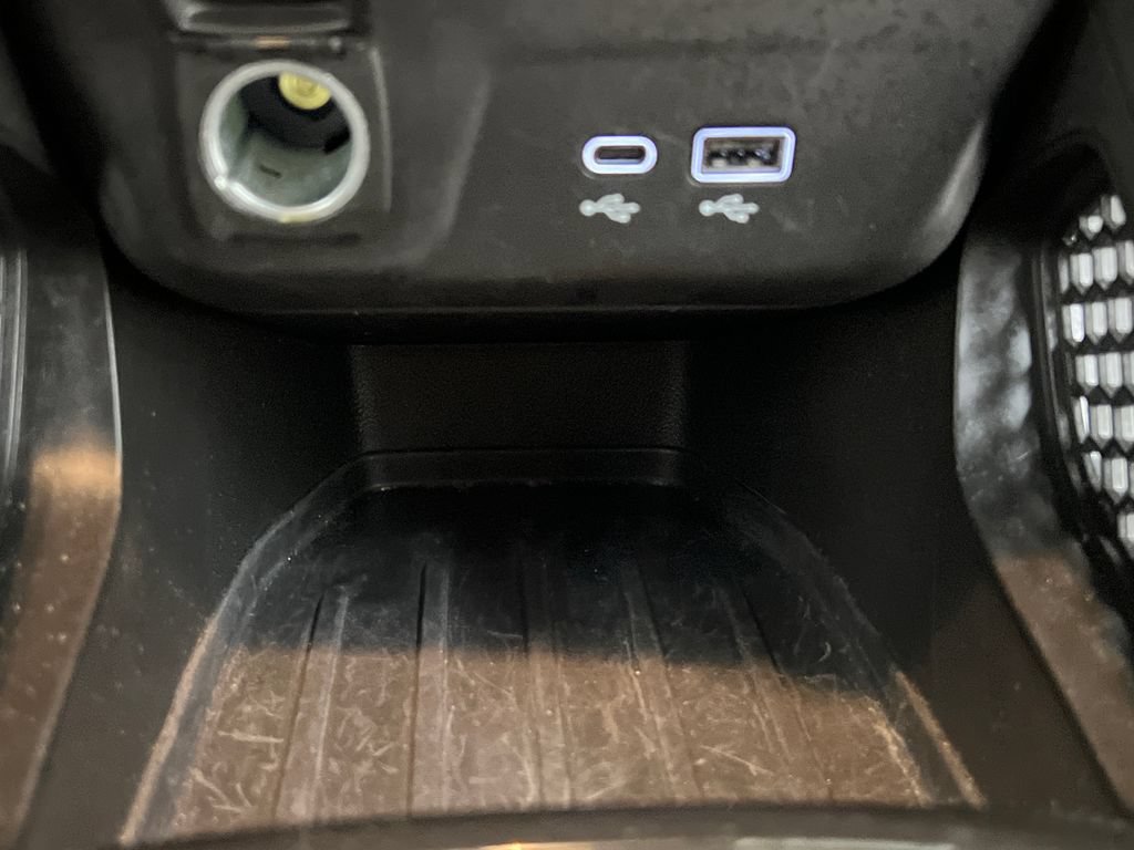 Used 2025 Chevrolet TrailBlazer LT AWD/4WD image 52