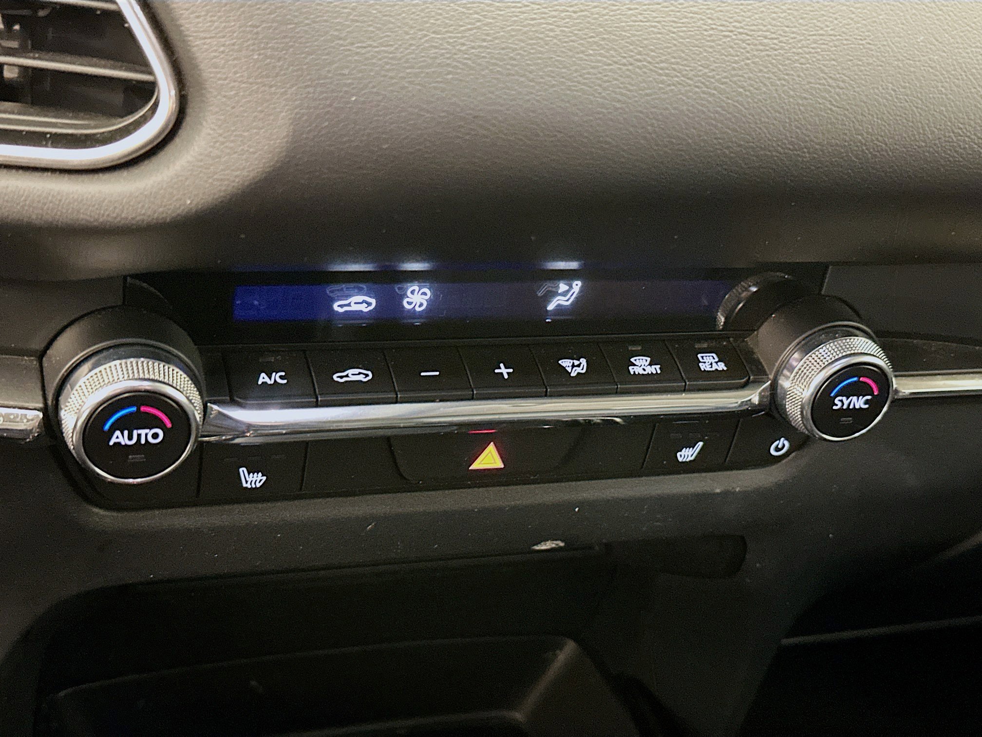 Used 2025 MAZDA CX-30 AWD 2.5 S w/ Preferred Package image 24