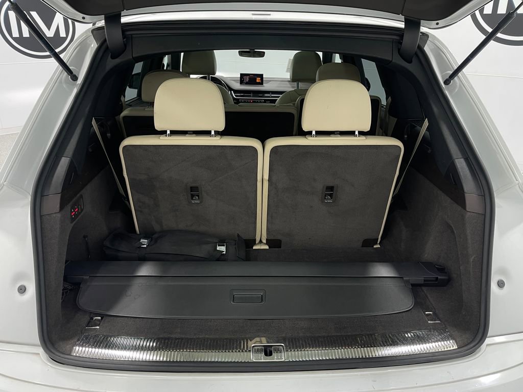 Used 2018 Audi Q7 3.0T Prestige w/ Prestige Package image 26