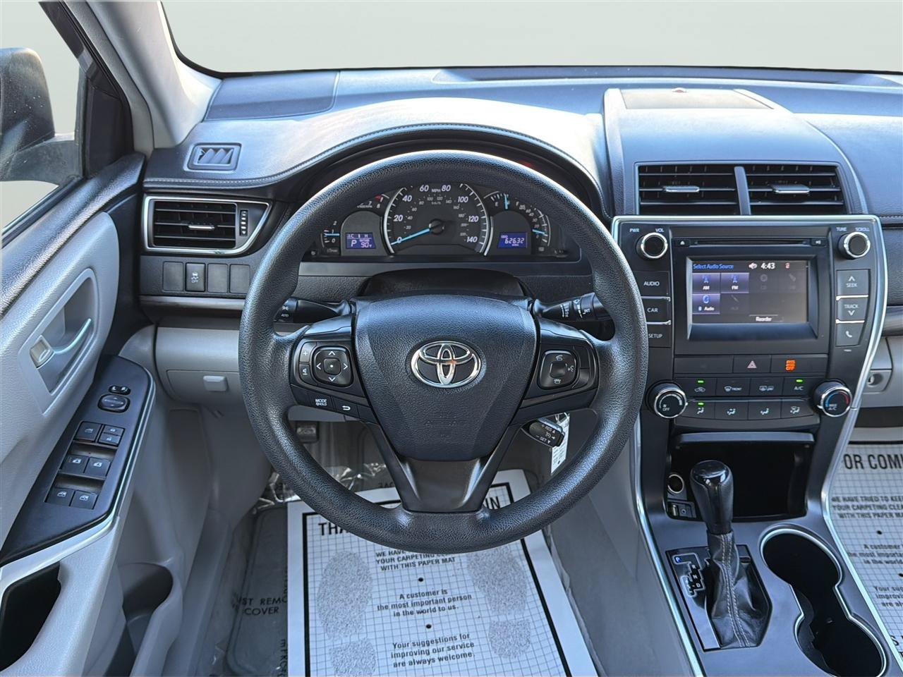 Used 2015 Toyota Camry LE FWD image 20