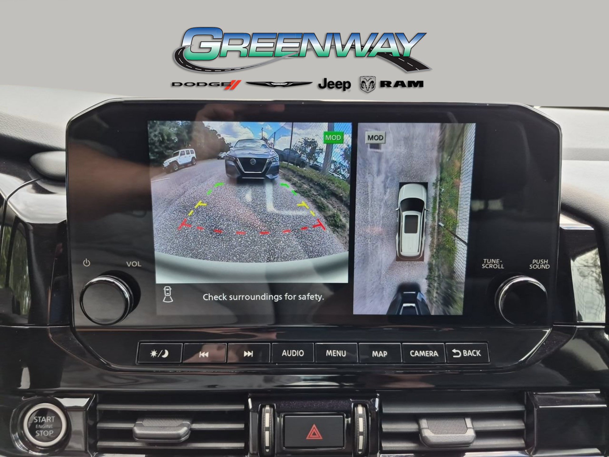 Used 2022 Nissan Pathfinder SL w/ SL Premium Package FWD image 20