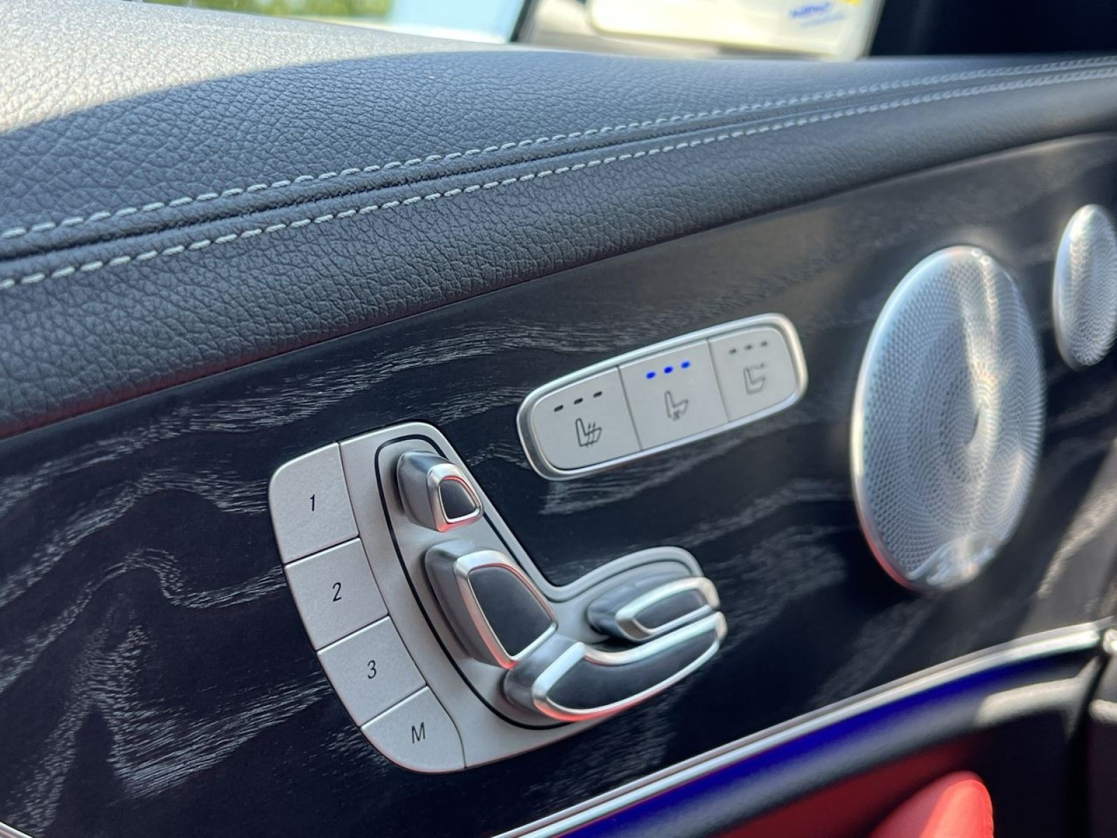 Used 2021 Mercedes-Benz E 450 Cabriolet image 35