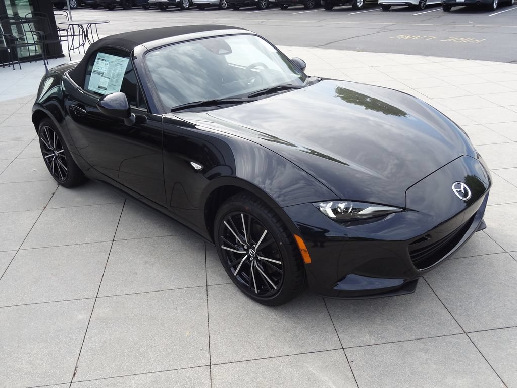 New 2026 MAZDA MX-5 Miata Grand Touring w/ Weather Package RWD image 33
