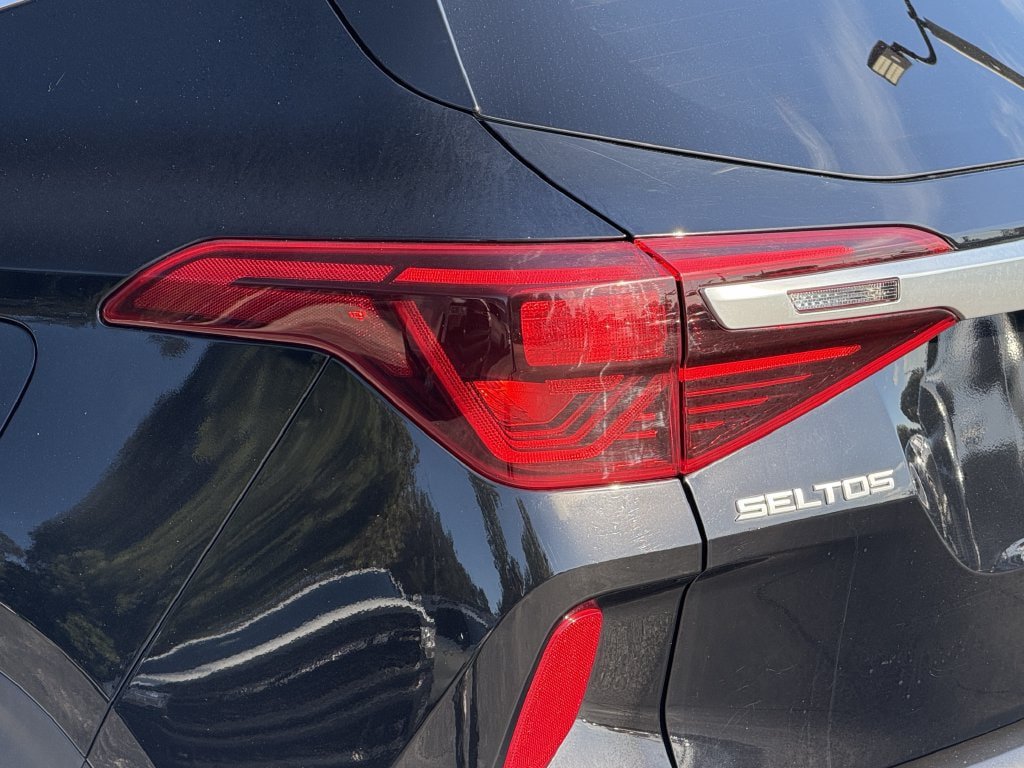 Certified 2023 Kia Seltos SX AWD/4WD image 10