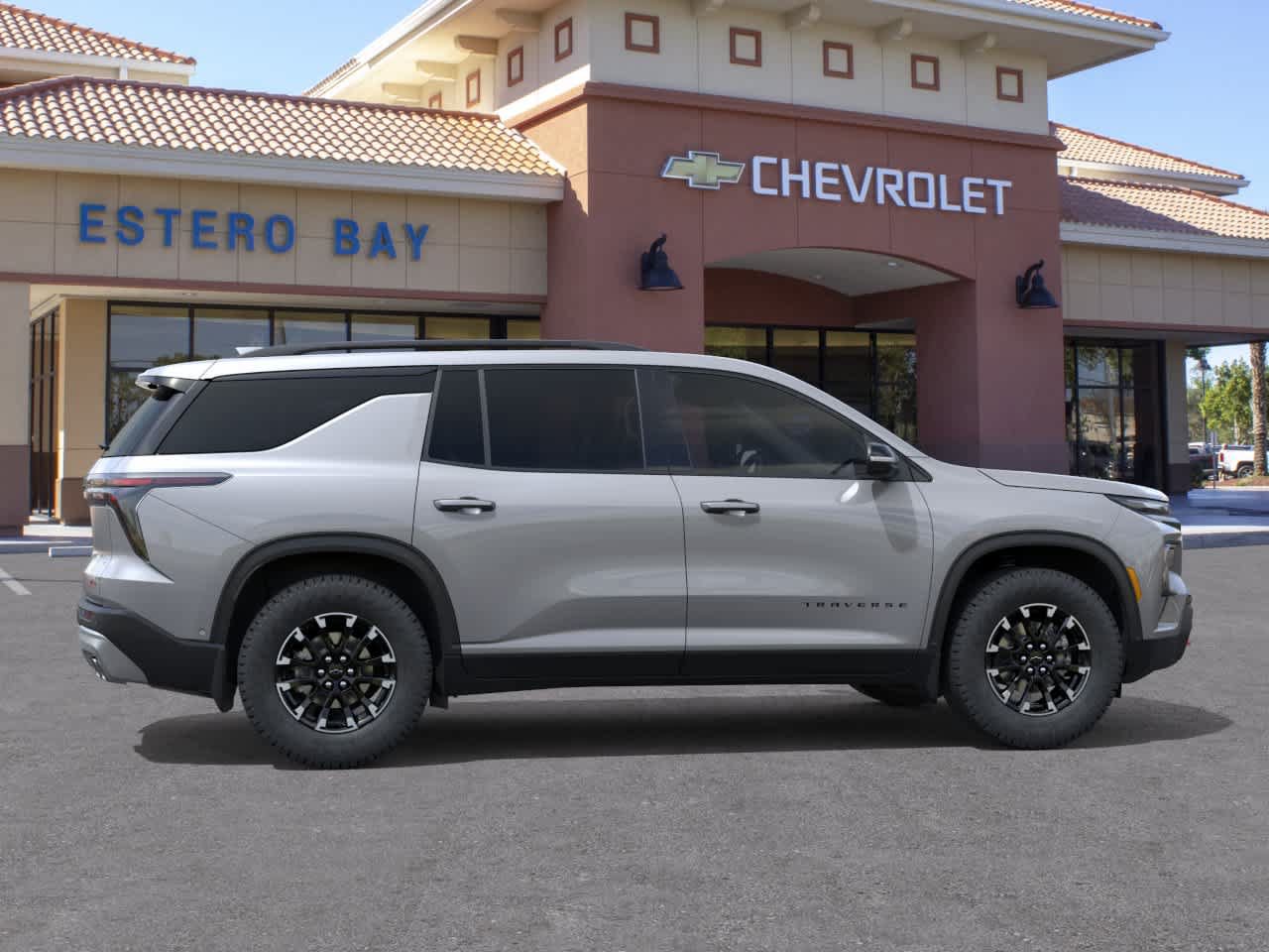 New 2026 Chevrolet Traverse Z71 w/ Driver Confidence Package AWD/4WD image 5