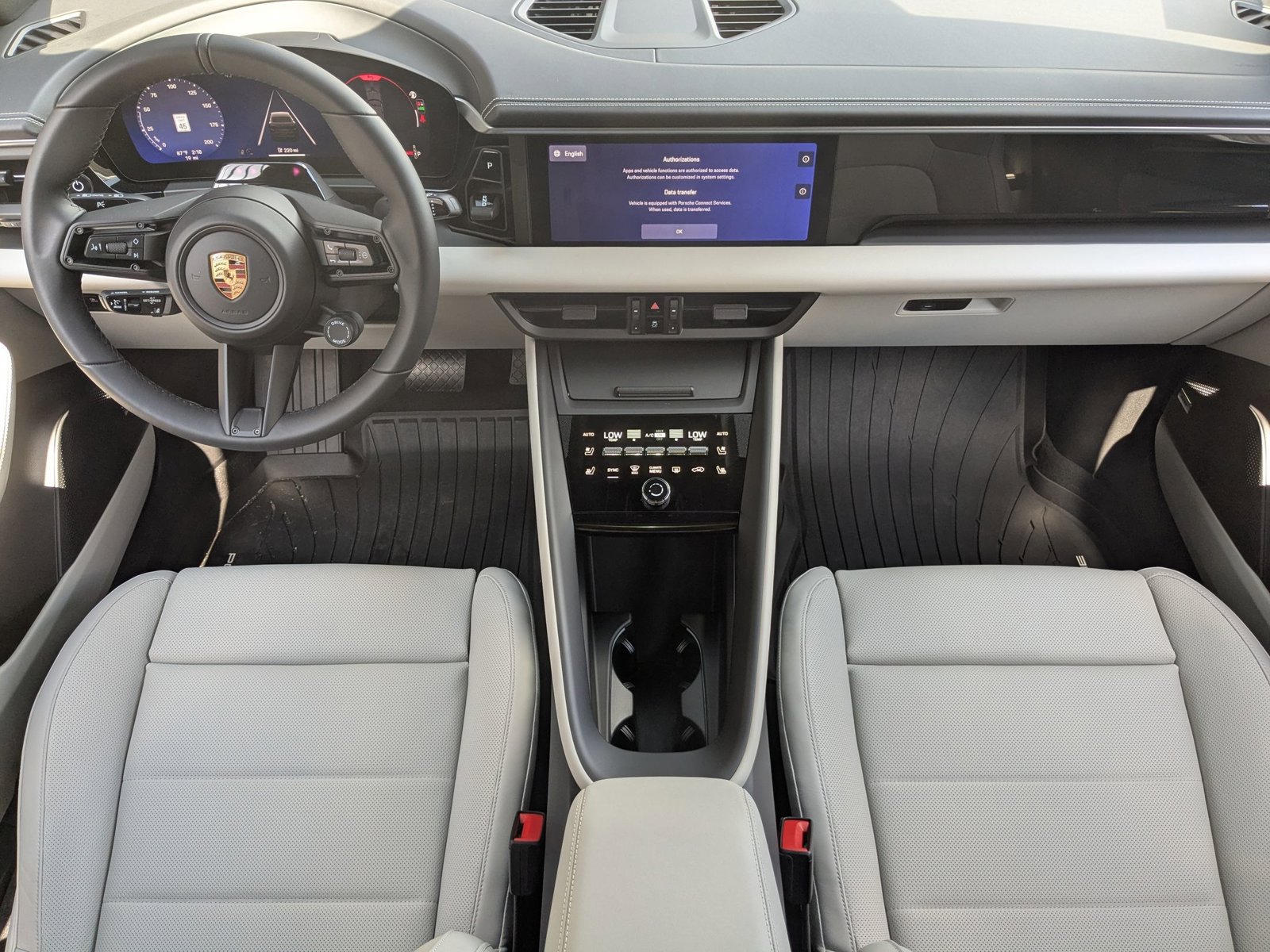 New 2026 Porsche Macan 4 Electric AWD/4WD image 23