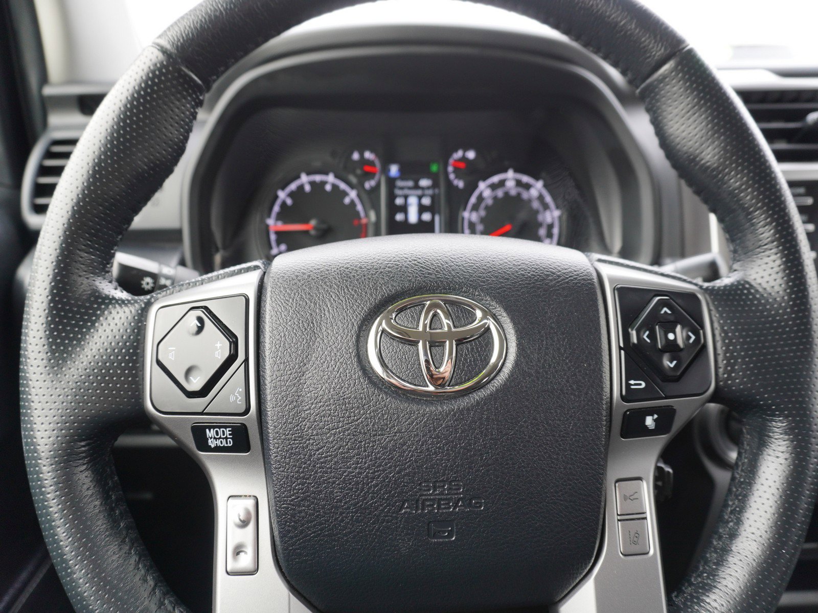 Used 2023 Toyota 4Runner SR5 Premium w/ Moonroof Package image 25