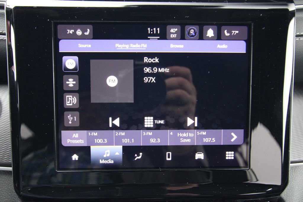 Used 2024 Jeep Grand Cherokee Altitude image 28