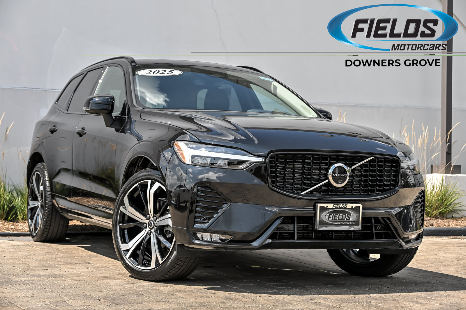 Used 2025 Volvo XC60 B5 Ultra w/ Protection Package Premier AWD/4WD video 1