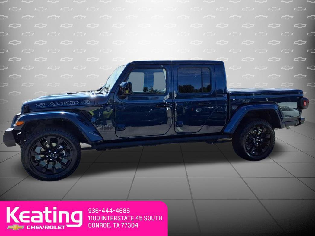 Used 2025 Jeep Gladiator Sport AWD/4WD image 7