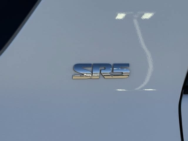 Used 2023 Toyota 4Runner SR5 AWD/4WD image 8