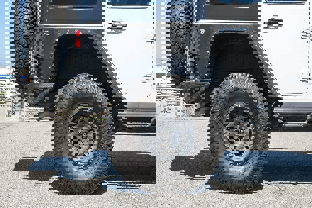 Used 2015 Jeep Wrangler Freedom Edition image 11