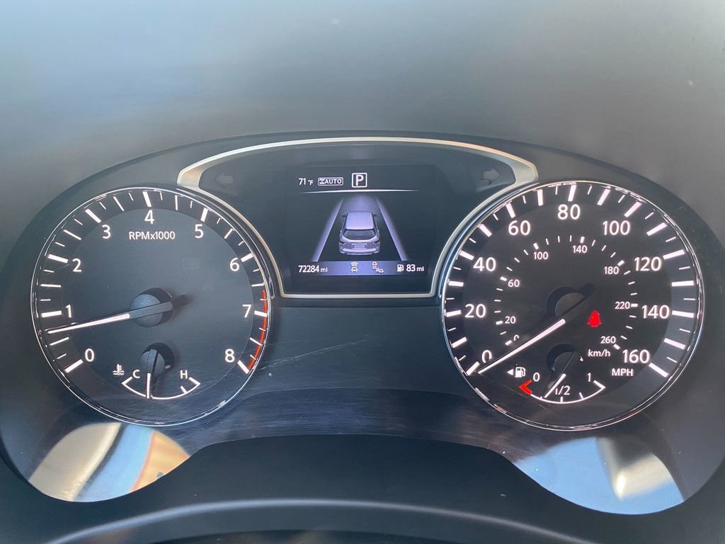 Used 2020 Nissan Pathfinder SL image 18