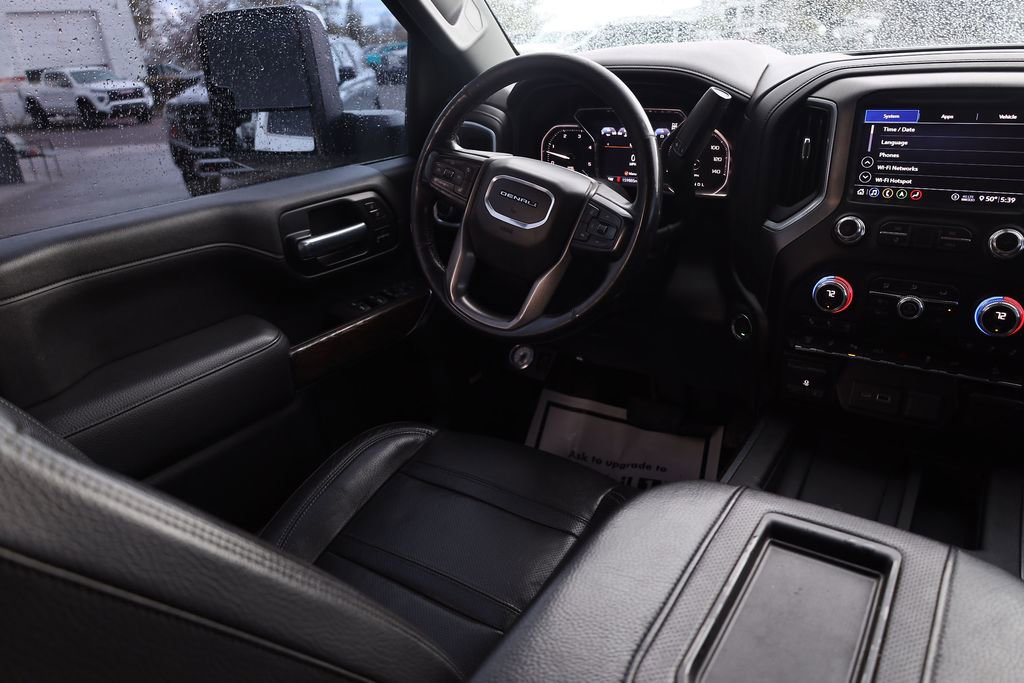 Used 2020 GMC Sierra 2500 Denali w/ Denali Ultimate Package AWD/4WD image 19