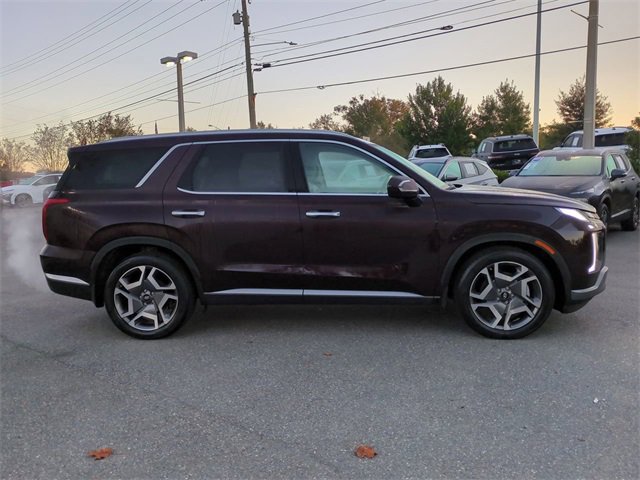 Used 2023 Hyundai Palisade SEL w/ Premium Package image 4