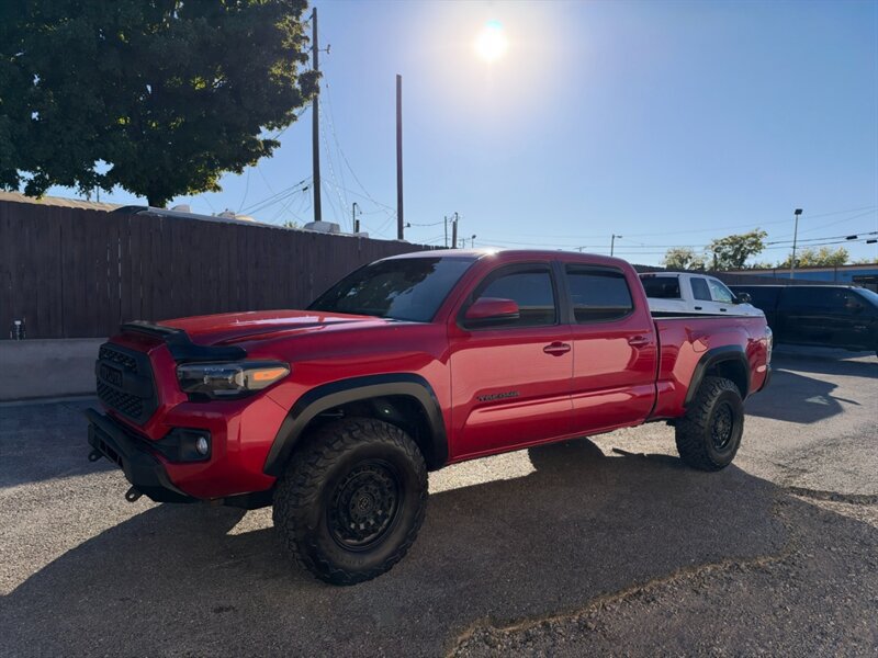 Used 2017 Toyota Tacoma TRD Off-Road AWD/4WD image 7