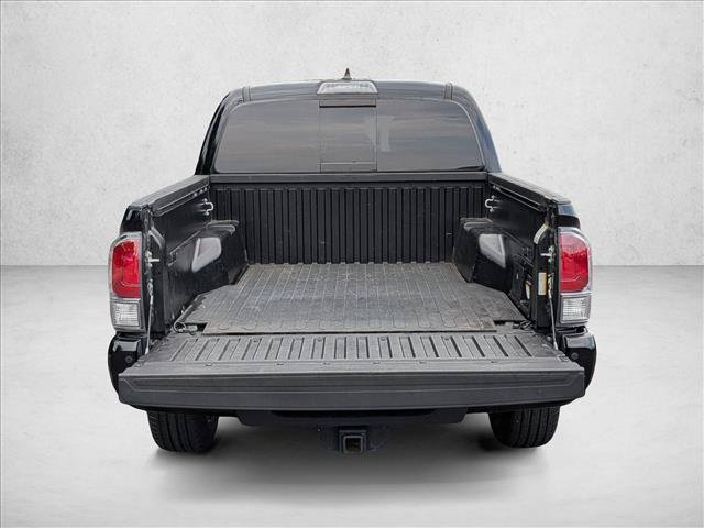 Used 2022 Toyota Tacoma TRD Sport w/ Technology Package AWD/4WD image 6