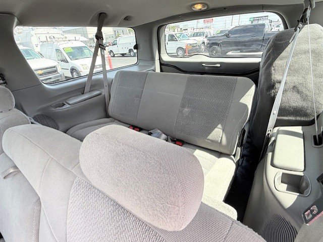 Used 2003 Ford Excursion XLT AWD/4WD image 17