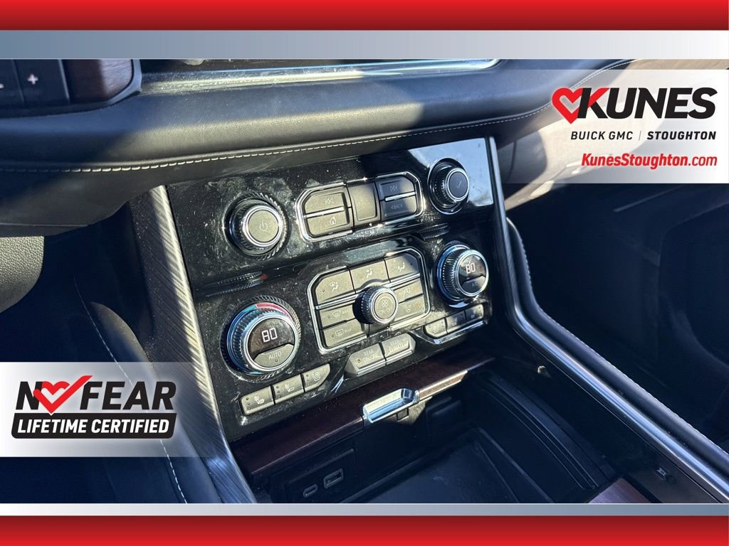 Used 2023 GMC Yukon XL Denali Ultimate image 34