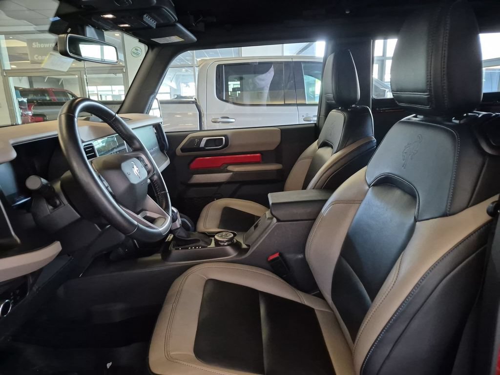 Used 2023 Ford Bronco Wildtrak AWD/4WD image 12