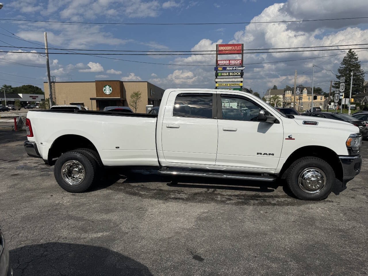 Used 2022 RAM 3500 Big Horn AWD/4WD image 9