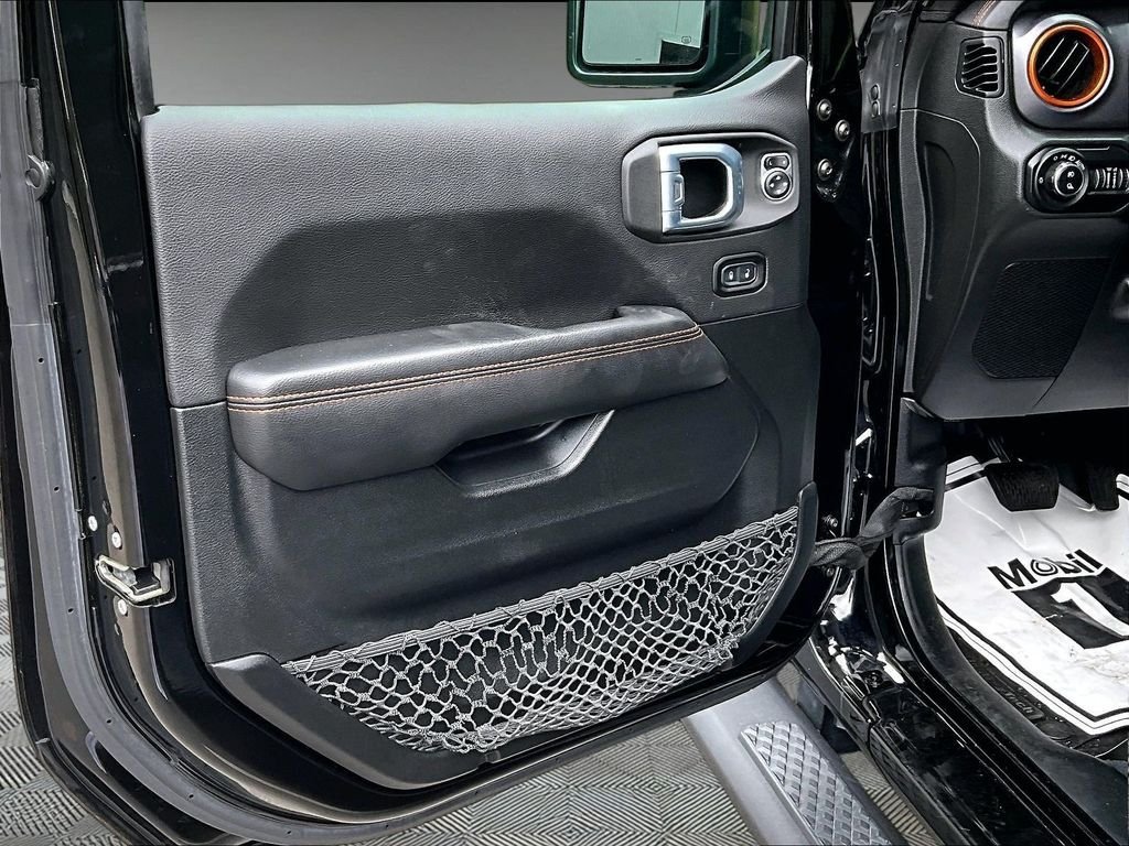 Used 2021 Jeep Gladiator Mojave AWD/4WD image 10