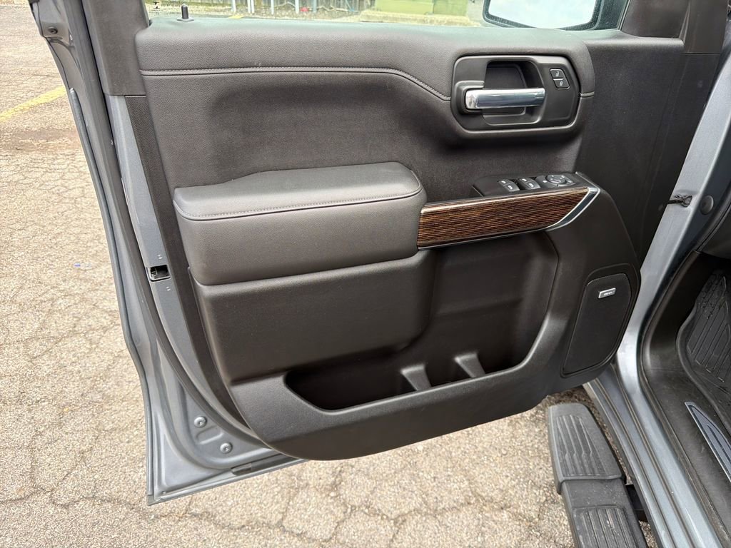 Used 2020 GMC Sierra 1500 Elevation w/ Elevation Value Package image 11