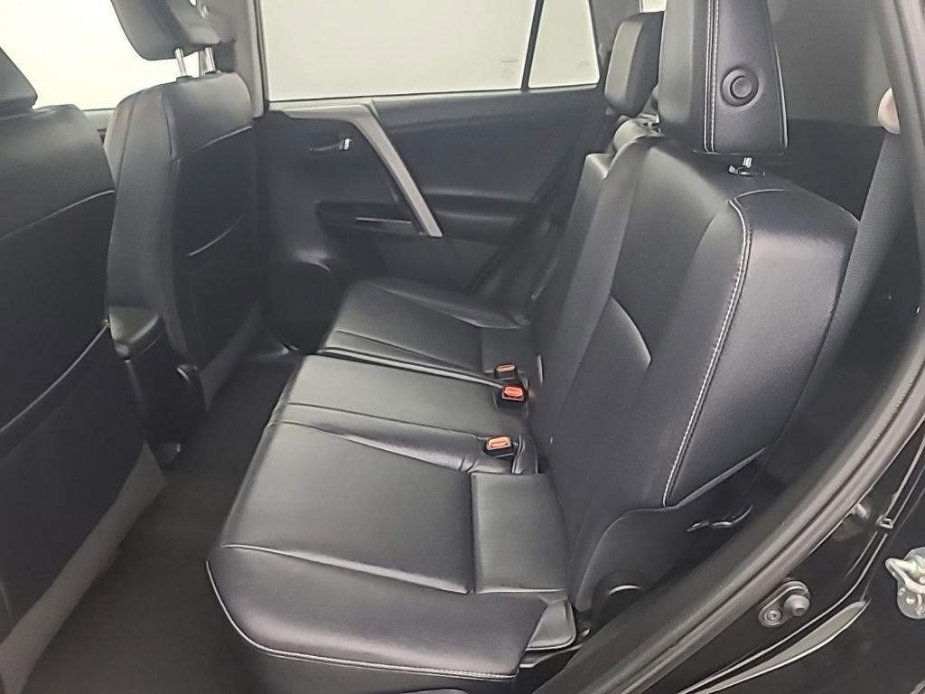 Used 2016 Toyota RAV4 Limited image 20