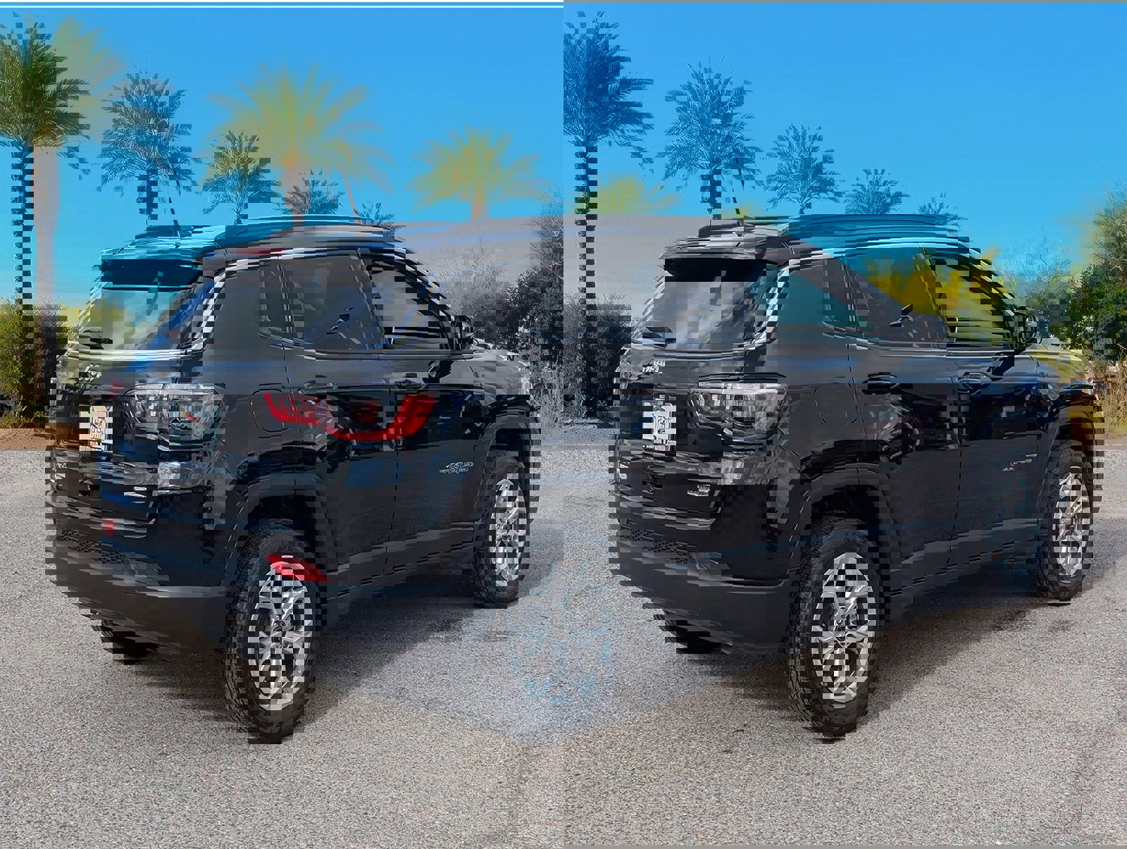 Used 2025 Jeep Compass Latitude image 5