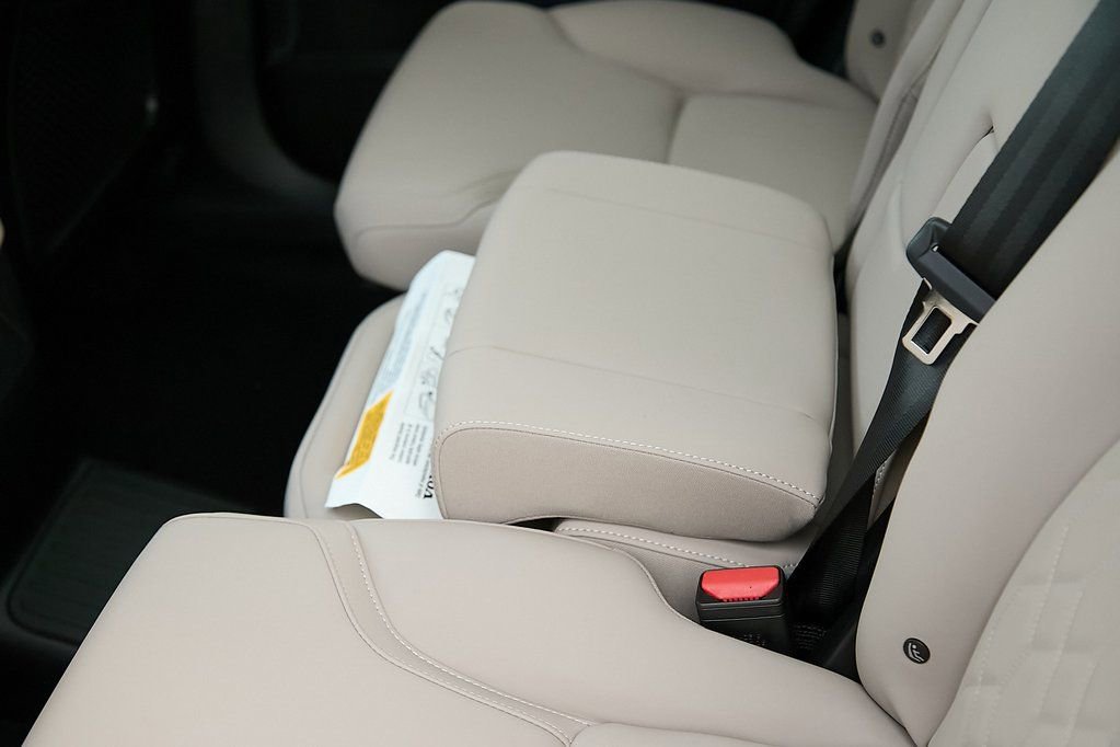 New 2026 Volvo XC90 T8 Plus w/ Protection Package Premier image 20