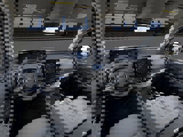 New 2026 Ford Expedition Active image 9